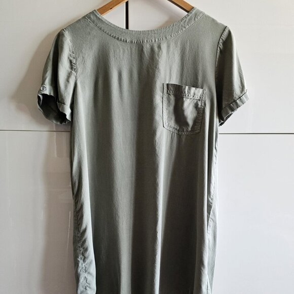 CLOTH & STONE BACK BUTTONS Pocket Tee Dress Military - Picture 4 of 13